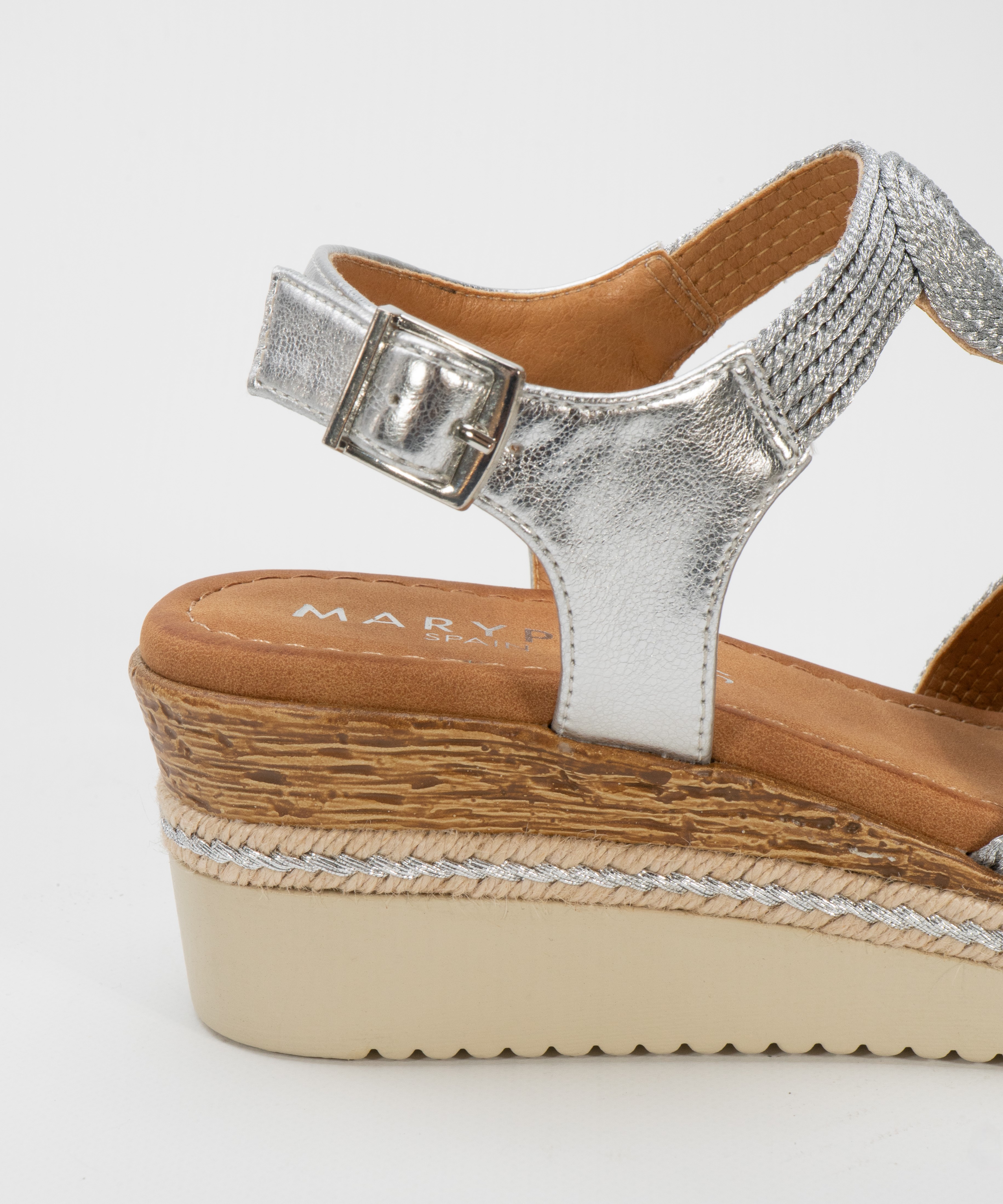 Sandalias cuña bordadas image number null